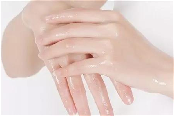手部怎么保養(yǎng)才能更嫩 手部護(hù)理小妙招 手部怎么保養(yǎng)才能更嫩 手部護(hù)理小妙招