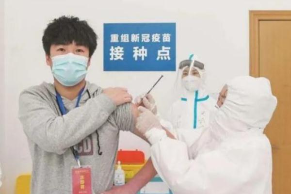 新冠疫苗打完后不能吃什么 新冠疫苗什么人優(yōu)先使用 新冠疫苗打完后不能吃什么 新冠疫苗什么人優(yōu)先使用