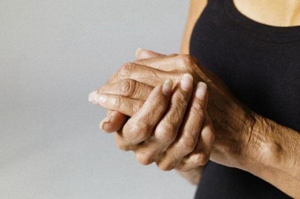 風(fēng)濕病可以根治嗎 風(fēng)濕病可以吹空調(diào)嗎 風(fēng)濕病可以根治嗎 風(fēng)濕病可以吹空調(diào)嗎