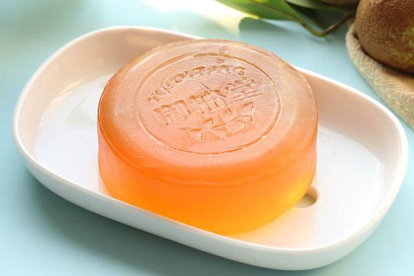 除螨皂對痘痘管用嗎 除螨皂的作用與功效 除螨皂對痘痘管用嗎 除螨皂的作用與功效