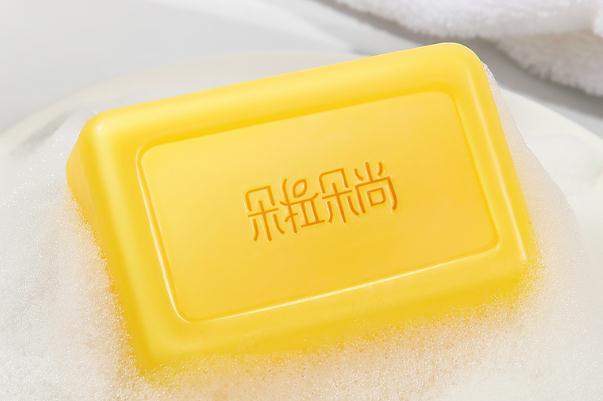 除螨皂對痘痘管用嗎 除螨皂的作用與功效 除螨皂對痘痘管用嗎 除螨皂的作用與功效