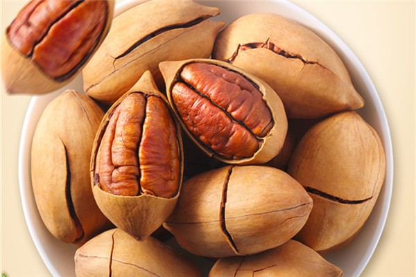 碧根果營(yíng)養(yǎng)高還是核桃營(yíng)養(yǎng)高 碧根果和核桃哪個(gè)更補(bǔ)腦 碧根果營(yíng)養(yǎng)高還是核桃營(yíng)養(yǎng)高 碧根果和核桃哪個(gè)更補(bǔ)腦