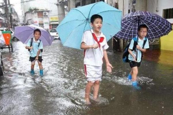 臺(tái)風(fēng)會(huì)下雨嗎 臺(tái)風(fēng)會(huì)帶來(lái)什么天氣