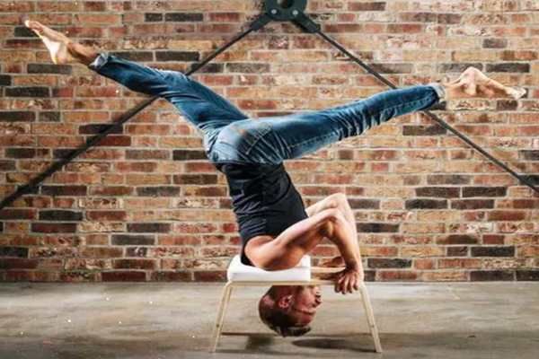 倒立什么時(shí)候做好 倒立一次多長(zhǎng)時(shí)間為宜 倒立什么時(shí)候做好 倒立一次多長(zhǎng)時(shí)間為宜