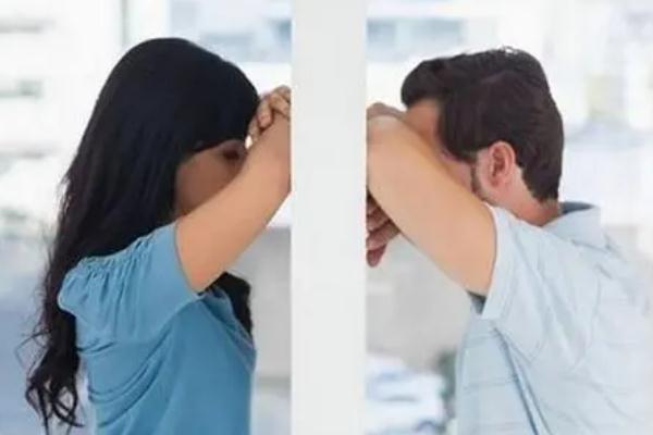 情侶之間冷戰(zhàn)正常嗎 情侶為什么會冷戰(zhàn) 情侶之間冷戰(zhàn)正常嗎 情侶為什么會冷戰(zhàn)