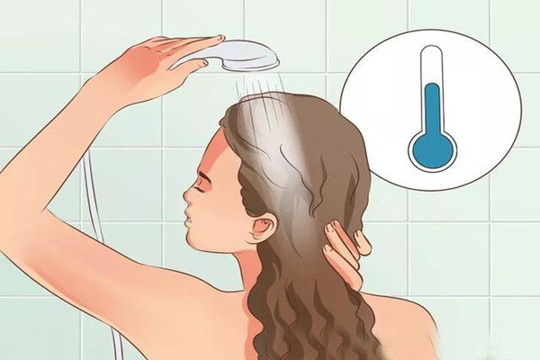 洗頭早上洗好嗎 汗蒸后能洗頭嗎 洗頭早上洗好嗎 汗蒸后能洗頭嗎