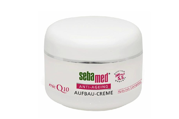 面霜可以白天用嗎 面霜可以代替乳液用嗎 面霜可以白天用嗎 面霜可以代替乳液用嗎