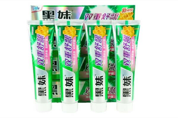 黑妹牙膏的功效和作用 黑妹牙膏可以治療口腔潰瘍 黑妹牙膏的功效和作用 黑妹牙膏可以治療口腔潰瘍