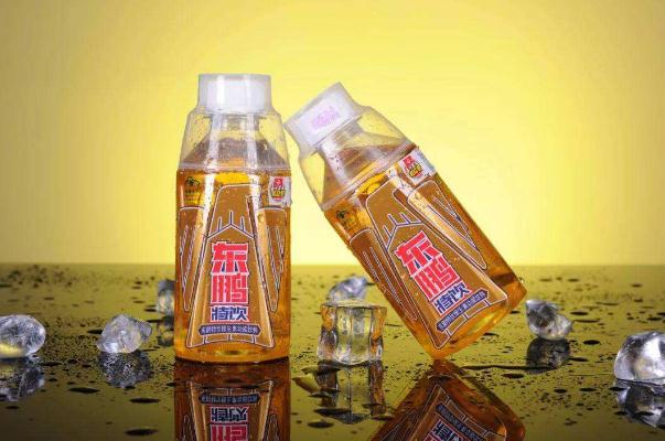 東鵬特飲喝多了會怎樣 東鵬特飲和紅牛哪個好 東鵬特飲喝多了會怎樣 東鵬特飲和紅牛哪個好