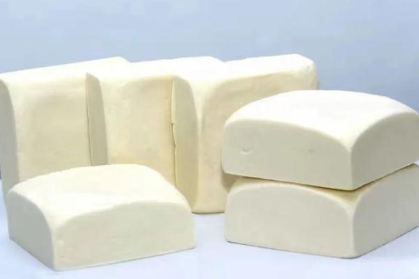 奶豆腐的簡(jiǎn)易吃法 奶豆腐怎么做出來的