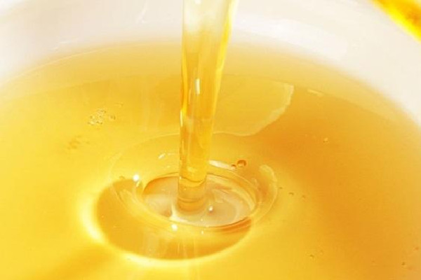 花生油有轉基因嗎 花生油轉基因和非轉基因的區(qū)別 花生油有轉基因嗎 花生油轉基因和非轉基因的區(qū)別