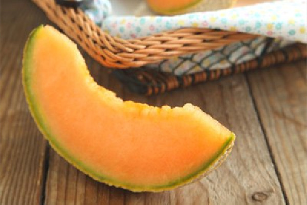 哈密瓜和菠蘿哪個(gè)有營(yíng)養(yǎng) 哈密瓜和菠蘿一起吃會(huì)怎么樣 哈密瓜和菠蘿哪個(gè)有營(yíng)養(yǎng) 哈密瓜和菠蘿一起吃會(huì)怎么樣