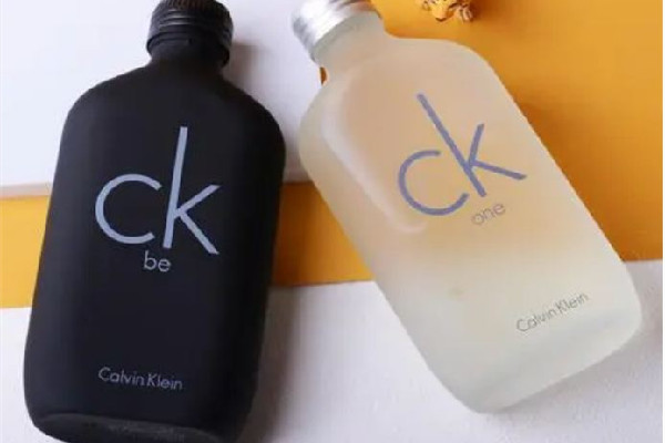 ck香水one和be哪個(gè)好聞 ck香水買黑色還是白色 ck香水one和be哪個(gè)好聞 ck香水買黑色還是白色