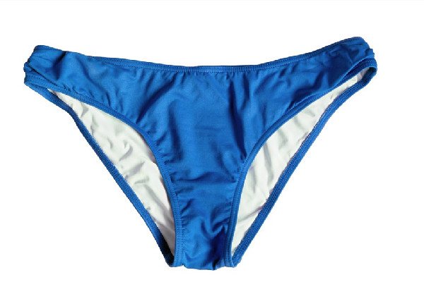 游泳褲尺寸怎么選擇 游泳褲買(mǎi)大還是買(mǎi)小 游泳褲尺寸怎么選擇 游泳褲買(mǎi)大還是買(mǎi)小