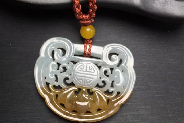如意鎖和長(zhǎng)命鎖有區(qū)別嗎 如意鎖和長(zhǎng)命鎖的區(qū)別