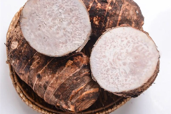 荔浦芋頭怎么去皮最快 荔浦芋頭去皮后怎么保存 荔浦芋頭怎么去皮最快 荔浦芋頭去皮后怎么保存