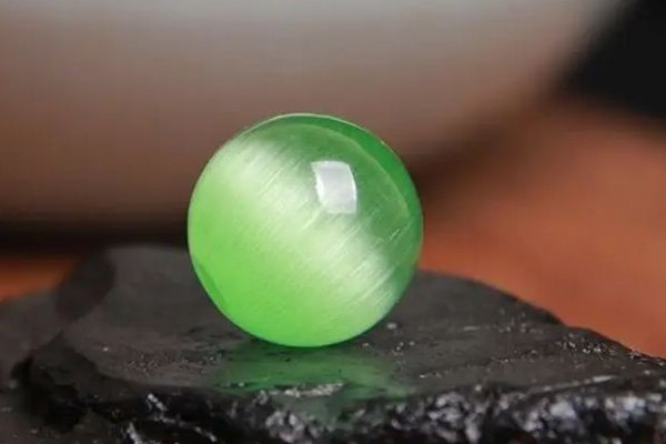 貓眼石會帶來好運嗎 貓眼石和什么屬相犯沖 貓眼石會帶來好運嗎 貓眼石和什么屬相犯沖