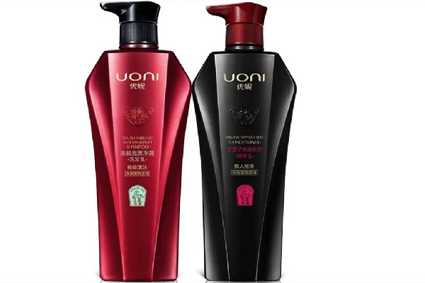 控油洗發(fā)水用多了會長頭皮屑嗎 控油洗發(fā)水用完頭發(fā)很澀怎么辦 控油洗發(fā)水用多了會長頭皮屑嗎 控油洗發(fā)水用完頭發(fā)很澀怎么辦