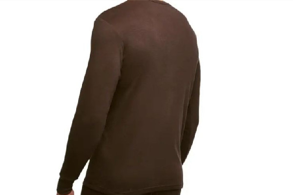 保暖內(nèi)衣買(mǎi)什么顏色的比較好 保暖內(nèi)衣買(mǎi)中領(lǐng)還是圓領(lǐng)