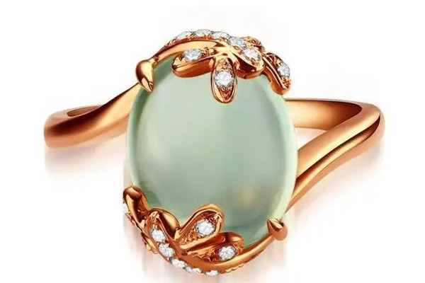 葡萄石是什么寶石 葡萄石是水晶嗎 葡萄石是什么寶石 葡萄石是水晶嗎