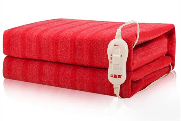 電熱毯開(kāi)一晚上有危險(xiǎn)嗎 電熱毯睡了會(huì)上火嗎 電熱毯開(kāi)一晚上有危險(xiǎn)嗎 電熱毯睡了會(huì)上火嗎