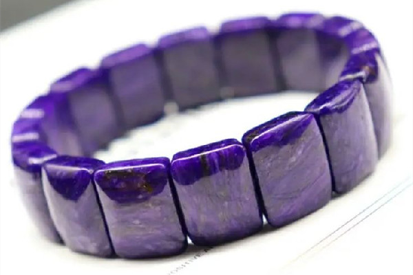 紫龍晶有輻射嗎 紫龍晶對(duì)身體有害嗎 紫龍晶有輻射嗎 紫龍晶對(duì)身體有害嗎