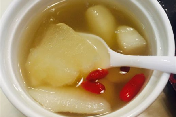 冰糖燉雪梨燉多長(zhǎng)時(shí)間 冰糖燉雪梨燉到什么程度 冰糖燉雪梨燉多長(zhǎng)時(shí)間 冰糖燉雪梨燉到什么程度