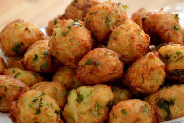 蘿卜丸子用什么蘿卜好吃 蘿卜丸子要放什么調(diào)料 蘿卜丸子用什么蘿卜好吃 蘿卜丸子要放什么調(diào)料