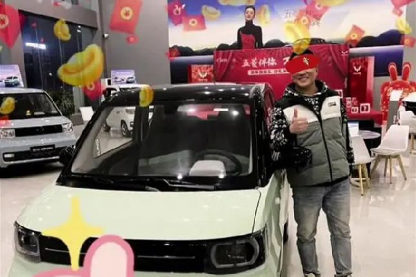 男子花兩千元套圈套中兩臺(tái)汽車 汽車過戶需要什么手續(xù)和多少費(fèi)用 男子花兩千元套圈套中兩臺(tái)汽車 汽車過戶需要什么手續(xù)和多少費(fèi)用