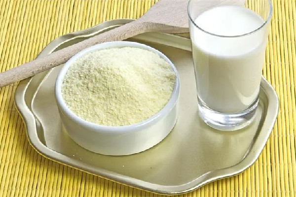 奶粉好還是純牛奶營養(yǎng)好 奶粉和牛奶哪個(gè)補(bǔ)鈣效果好 奶粉好還是純牛奶營養(yǎng)好 奶粉和牛奶哪個(gè)補(bǔ)鈣效果好