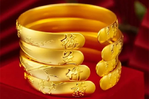 黃金手鐲怎么選擇技巧 黃金手鐲買(mǎi)古法的好嗎