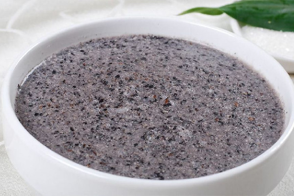 黑芝麻糊有營(yíng)養(yǎng)嗎 黑芝麻糊是粗糧嗎 黑芝麻糊有營(yíng)養(yǎng)嗎 黑芝麻糊是粗糧嗎