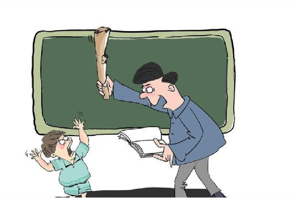 中學老師連續(xù)腳踹扇臉十多名學生 老師打?qū)W生屬于什么行為