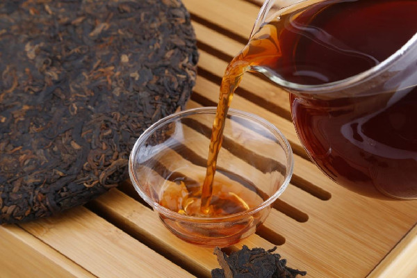 普洱茶喝起來什么味道 普洱茶喝著苦是什么原因 普洱茶喝起來什么味道 普洱茶喝著苦是什么原因