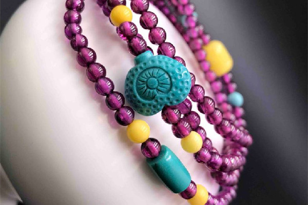 紫牙烏會(huì)褪色嗎 紫牙烏戴久了會(huì)有什么變化 紫牙烏會(huì)褪色嗎 紫牙烏戴久了會(huì)有什么變化